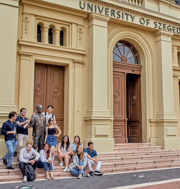 Darum bei uns: Albert Szent-Györgyi Medizinische Fakultät Universität Szeged