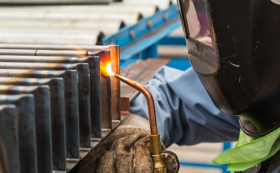 Autogenschweißer bei der Arbeit
