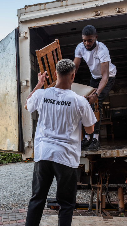 Fachkraft für Möbel-, Küchen- und Umzugsservice