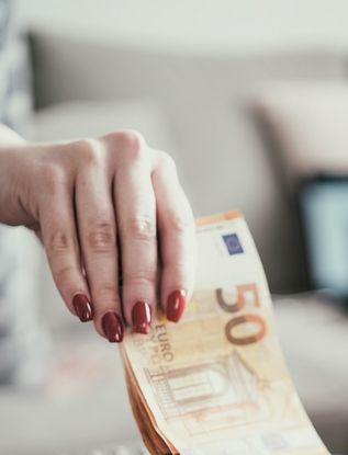 Ausbildungsgehalt Ausbildungsvergütung Geld