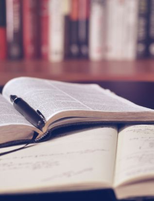 Wirtschaftsfachwirt IHK oder BWL-Studium