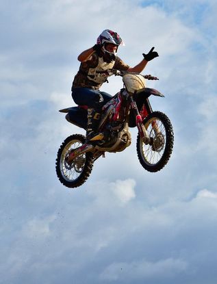 Ausbildung Stuntman/Stuntfrau: Beruf mit Nervenkitzel