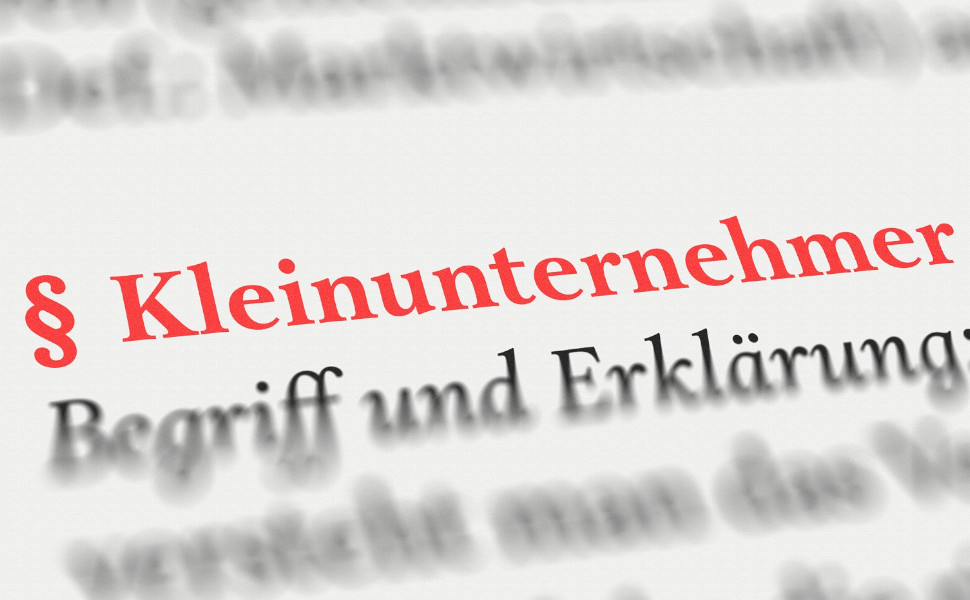 Gesetzestext mit Paragraph über Kleinunternehmer