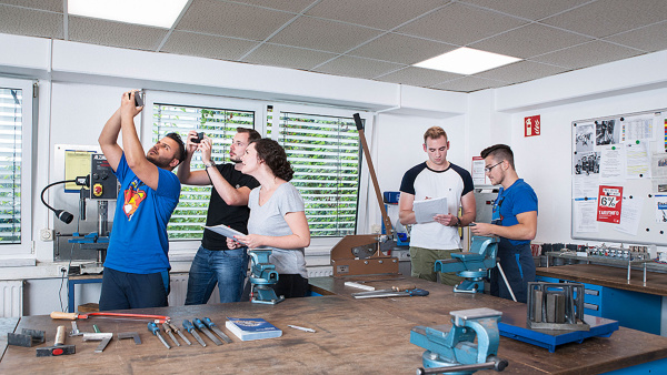 DÖRKEN: Lehrwerkstatt