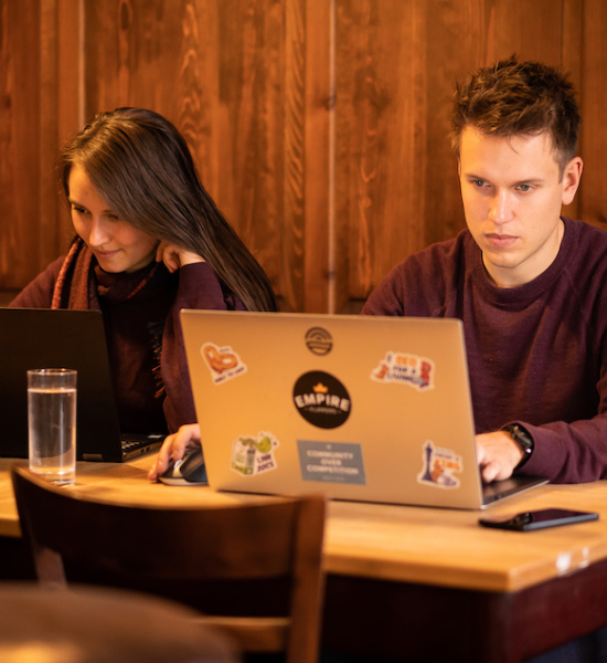 Öffentliches WLAN: Die größten Gefahren und wie du sie effektiv vermeidest