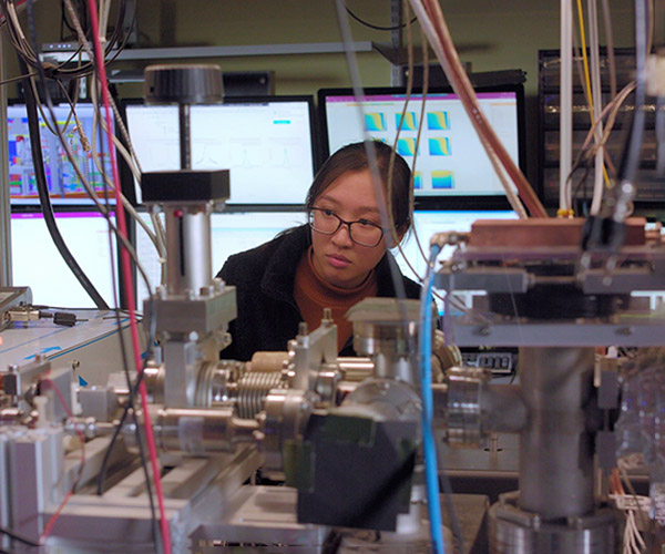 Universität Stuttgart: Physiklabor