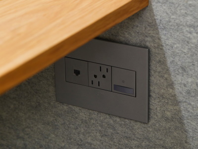 Reise Tipps Packliste Steckdosenadapter