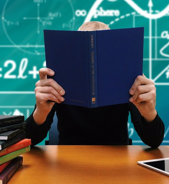 Schulische Ausbildung - Was ist das?