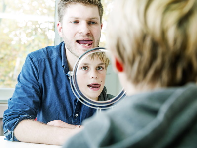 Top8 Berufe Körper Logopäde