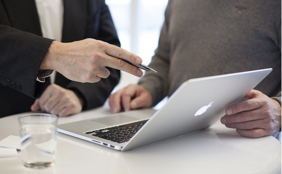 Unternehmensberater, Unternehmensberatung, BCG, McKinsey, Berater, BWL